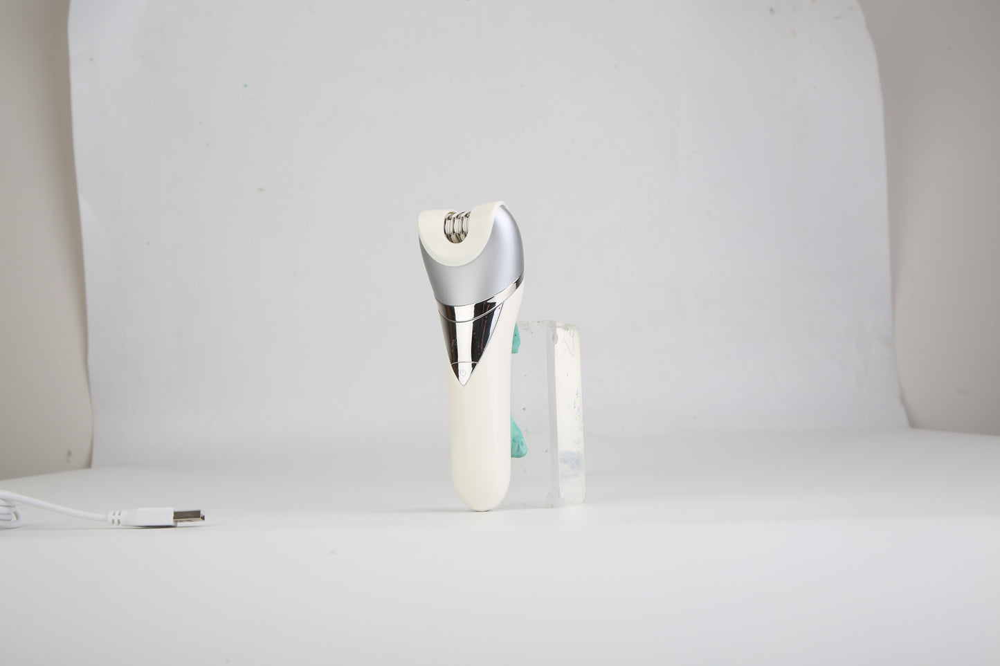 7-in-1 Women Electric Shaver – Full Body Hair Removal Kit