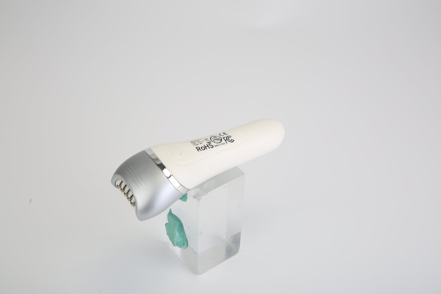 7-in-1 Women Electric Shaver – Full Body Hair Removal Kit